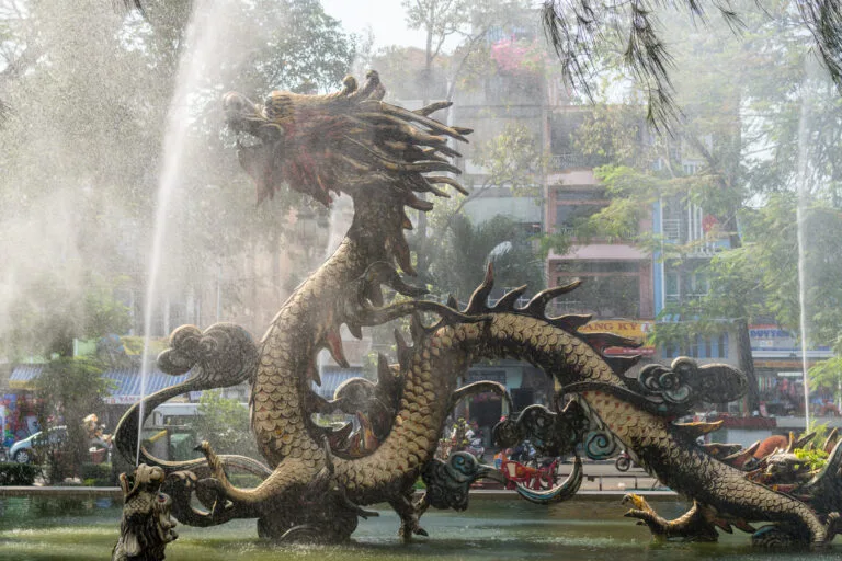 Khám Phá Sài Gòn: Những Điều Cần Biết Khi Đến Thành Phố Không Ngủ
