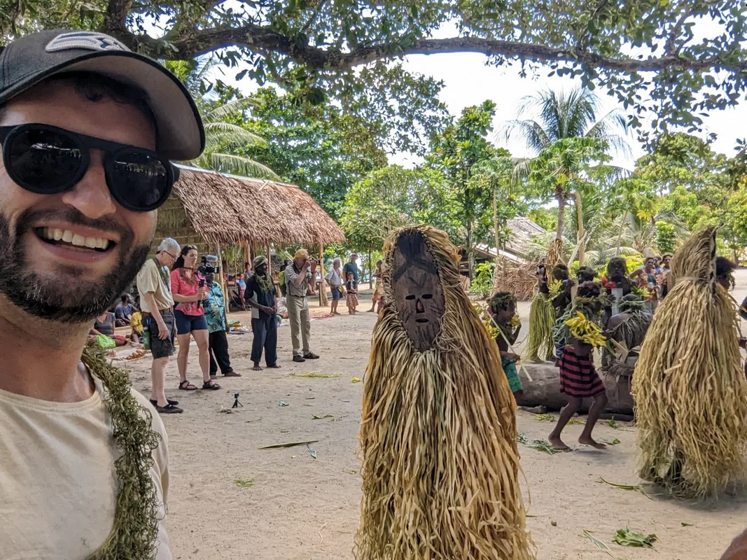 Khám Phá Thế Giới Cùng National Geographic-Lindblad Expeditions