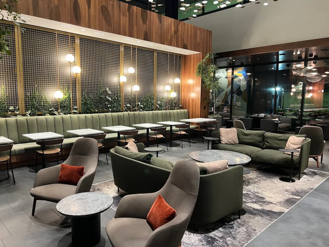 Discover Exclusive Offers with the American Express Platinum Card: Earn Up to 175K Bonus Points