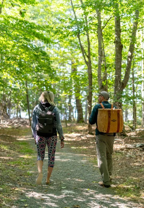 Khám Phá Văn Hoá Thổ Dân ở Nova Scotia: Những Trải Nghiệm Tuyệt Vời
