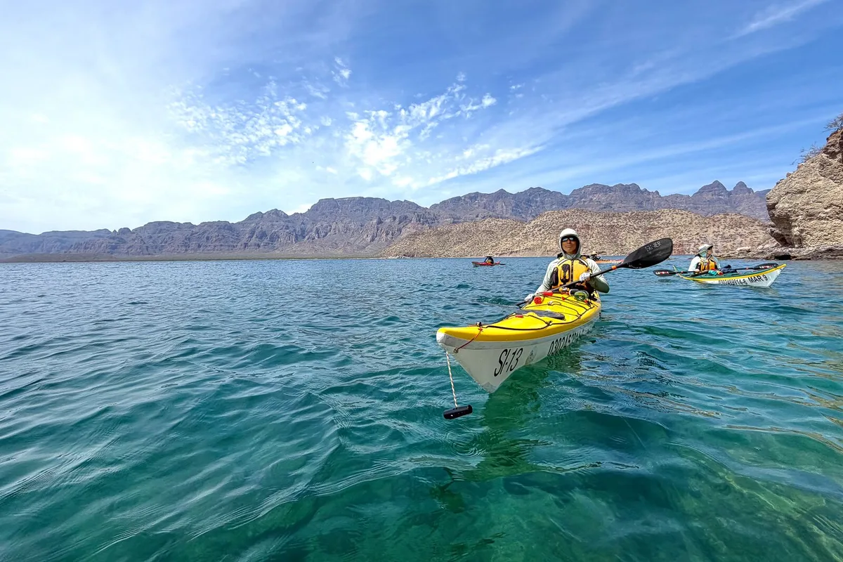 Khám Phá Vịnh Loreto: Trải Nghiệm Kayaking Biển Thú Vị