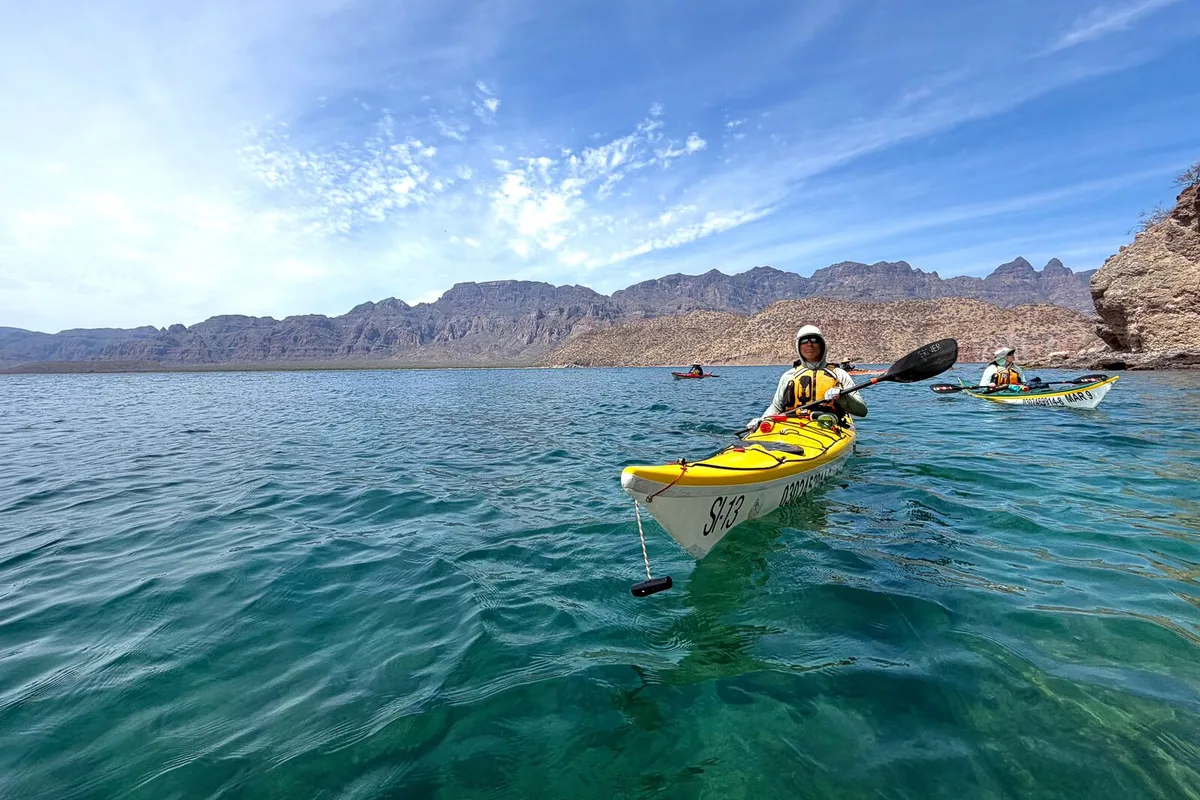 Khám Phá Vịnh Loreto: Trải Nghiệm Kayaking Biển Thú Vị