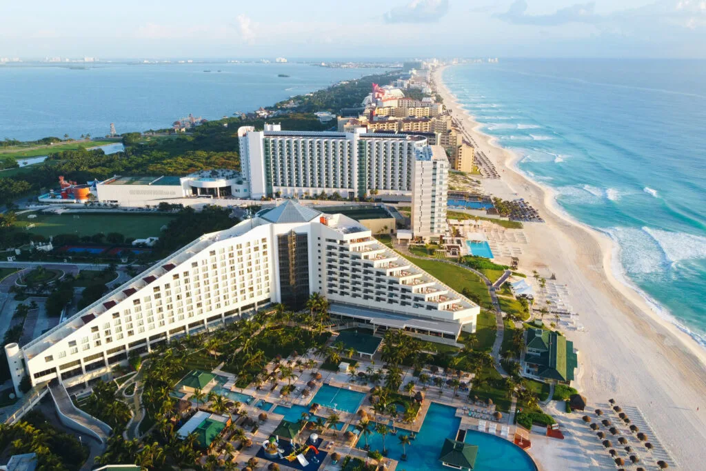 Khám Phá Yucatan: Cách Tránh Đám Đông và Tìm Kiếm Những Địa Điểm Ẩn Giấu