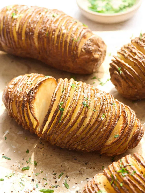 Khoai Tây Hasselback: Món Ăn Tưởng Như Khó Nhưng Rất Đơn Giản