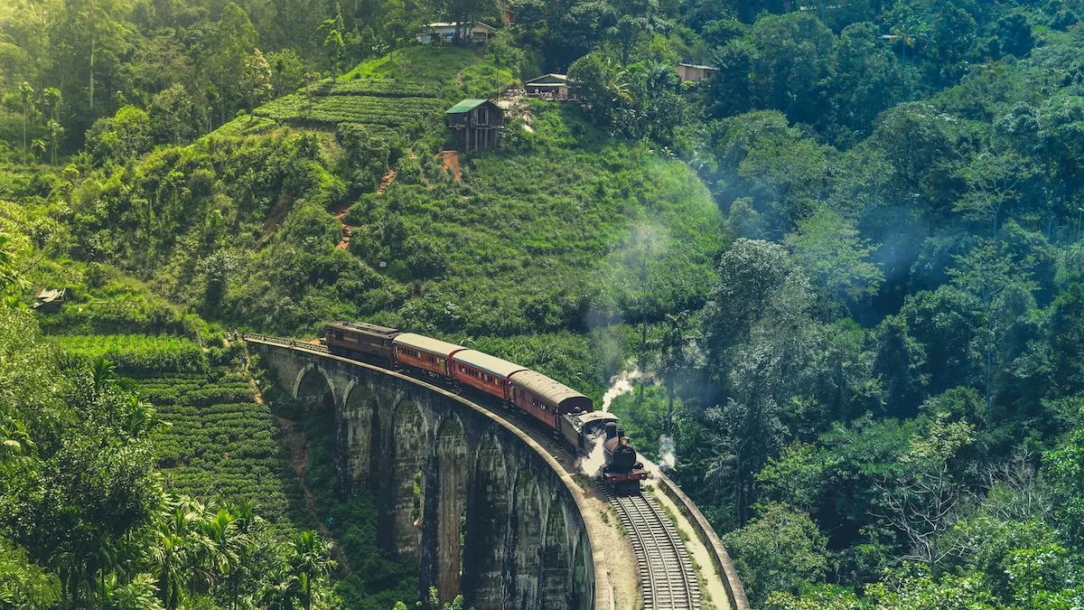 Không Cần Xe Ô Tô Vẫn Khám Phá Thoải Mái Những Điểm Đến Này!