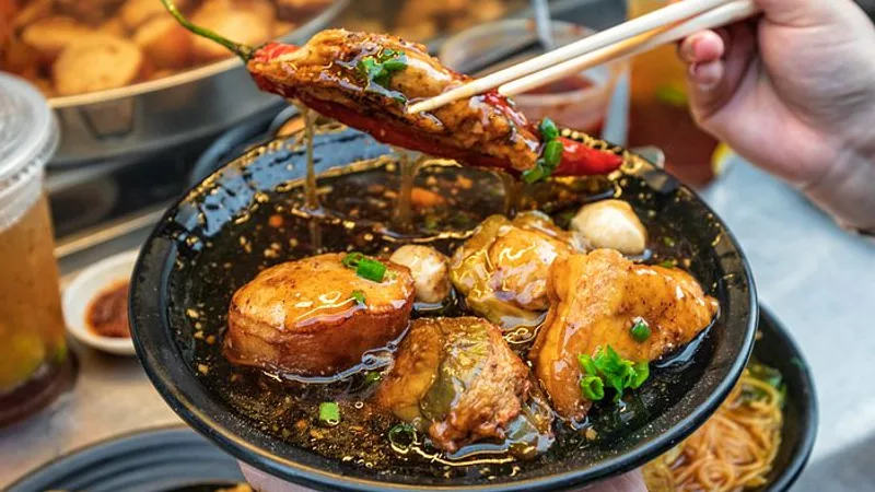 Lạc Bước Chợ Lớn: Ăn Thả Ga Từ Sáng Đến Khuya