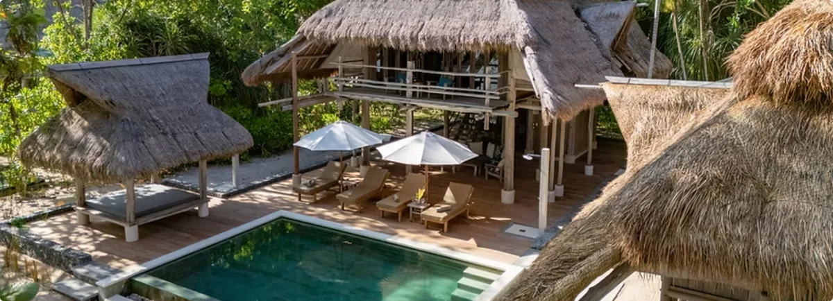 Lạc Bước Giữa Rừng Borneo & Khám Phá Singapore Mới Mẻ