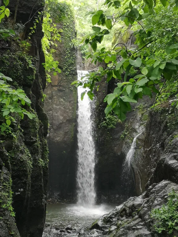 Lạc giữa Biển El Tunco, Vùng Đất Nắng và Sóng Biển El Salvador