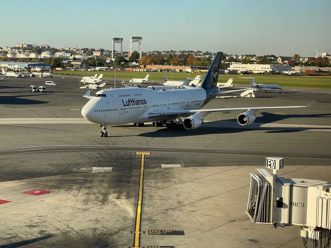 Lufthansa Cắt Giảm Đội Bay: Tình Trạng Khó Khăn Trong Ngành Hàng Không