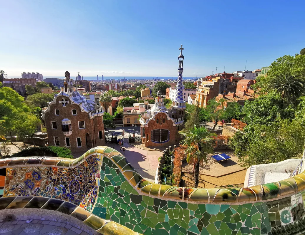 Madrid hay Barcelona: Chọn Điểm Đến Nào Cho Chuyến Đi Của Bạn?