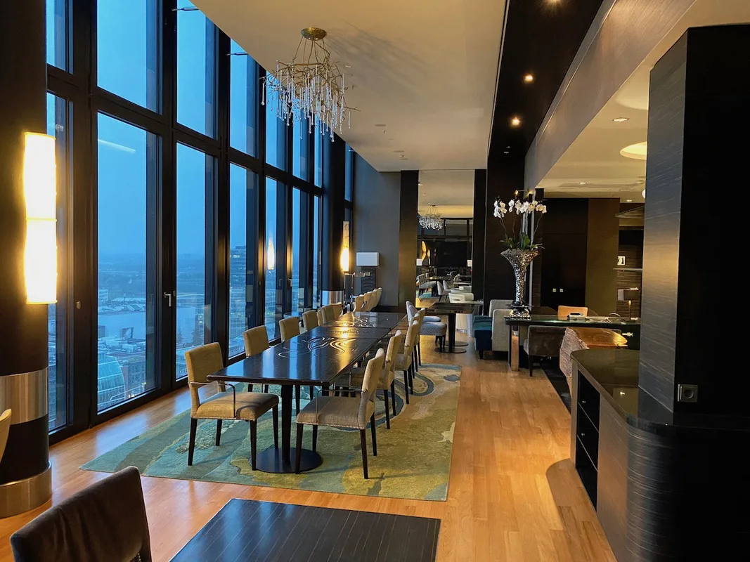 My Hyatt Concierge: Lợi Ích Có Thực Hay Chỉ Là Chiêu Trò?