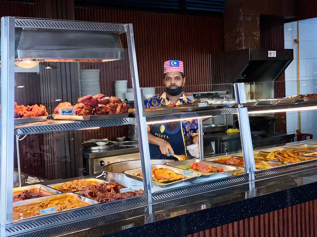 Nasi Kandar Pelita vs Nasi Kandar Shahana: Đâu là lựa chọn tốt hơn?