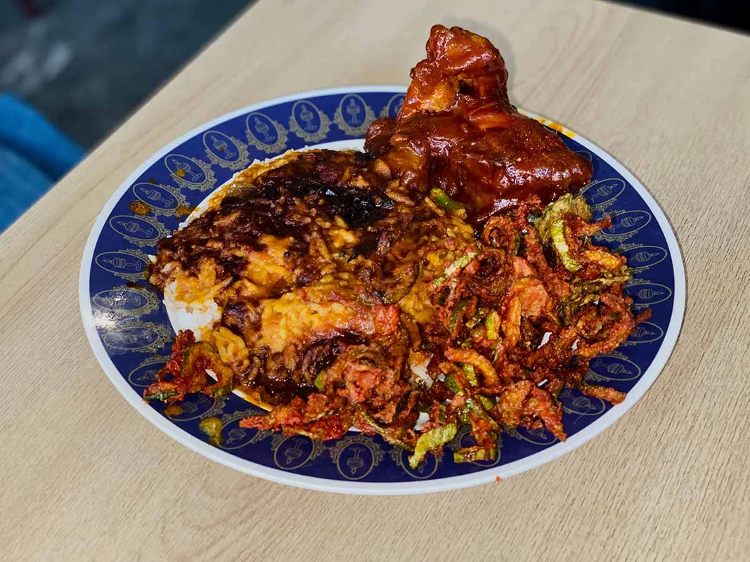 Nasi Kandar Pelita vs Nasi Kandar Shahana: Đâu là lựa chọn tốt hơn?