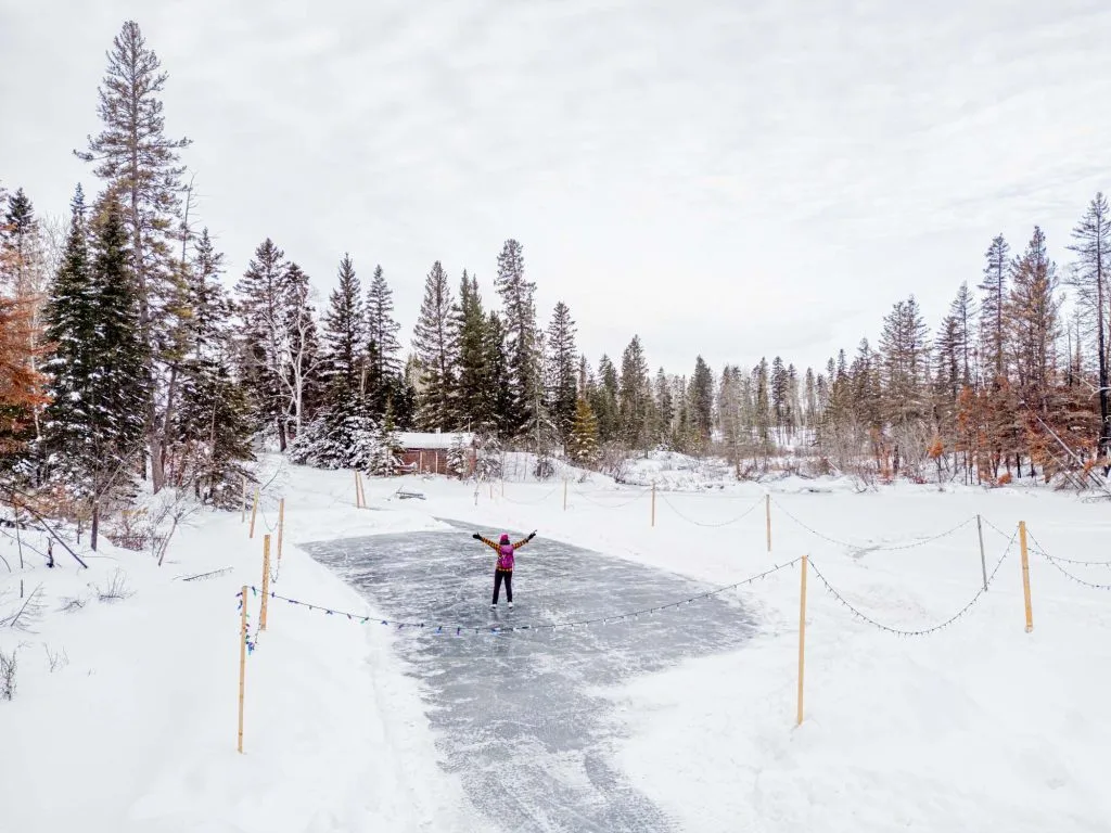 Ngắm Tuyết và Thám Hiểm Những Trải Nghiệm Mùa Đông Ở Flin Flon, Canada