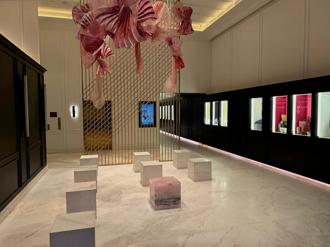 Nghỉ Dưỡng Sang Chảnh Tại Four Seasons Montreal