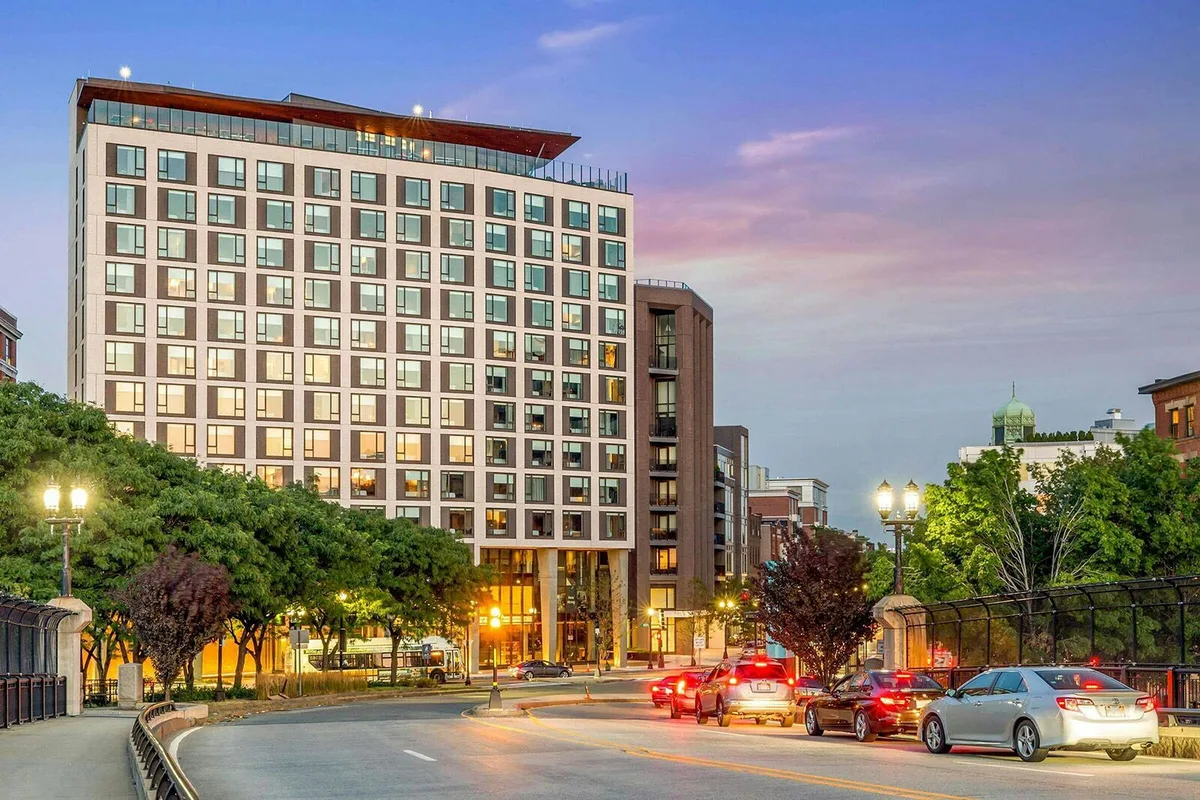 Những Khách Sạn Giá Tốt Cuối Cùng Tại Boston