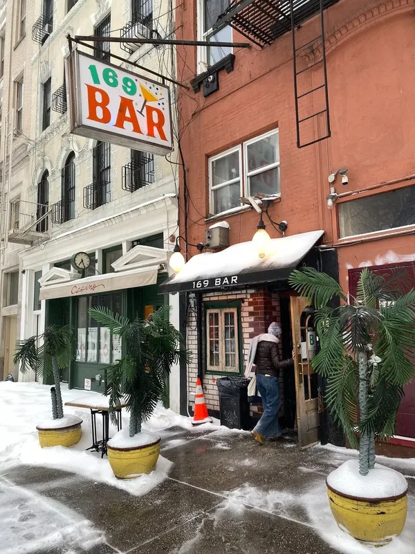 Những Quán Bar Ngầu Nhất Ở New York Mà Mình Mê