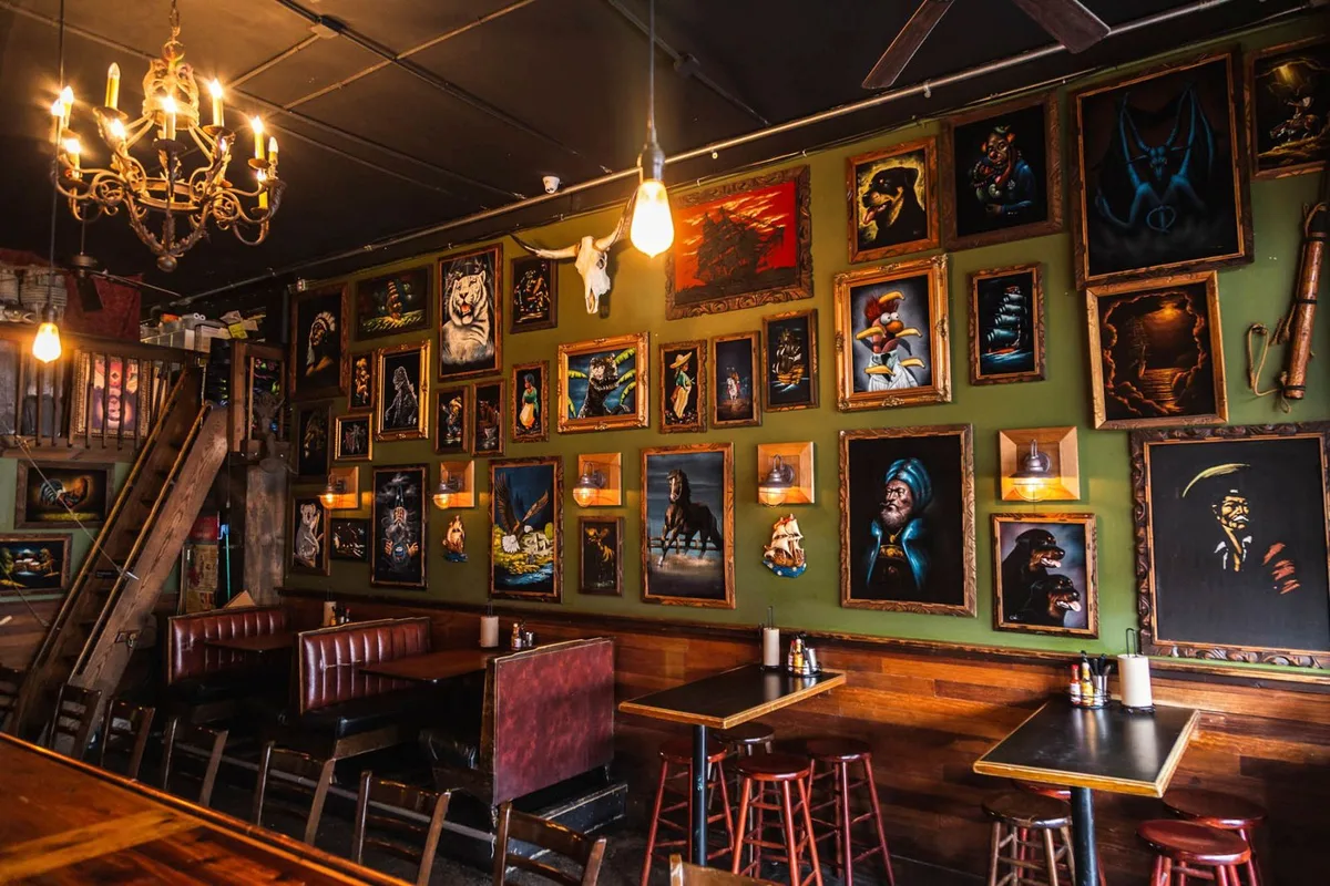 Những Quán Bar Ngầu Nhất Ở New York Mà Mình Mê