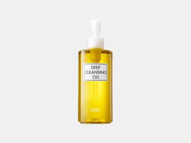Những Sản Phẩm Skincare Nhật Bản Không Thể Thiếu Trong Valy Của Bạn