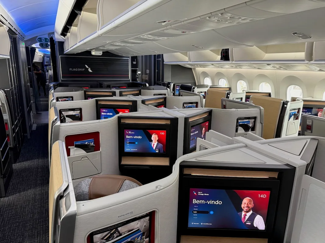 Những Vấn Đề Bảo Trì Nghiêm Trọng Của Chiếc Boeing 787 Mới Của United Airlines