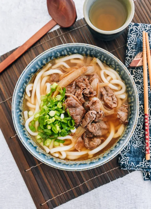 Niku Udon: Bí Quyết Tự Làm Mì Udon Bò Ngon Như Nhà Hàng