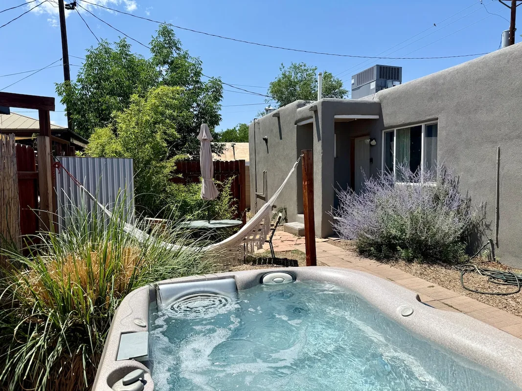 Phá Đảo Albuquerque: Top 5 Chỗ Ở Airbnb Không Thể Bỏ Qua