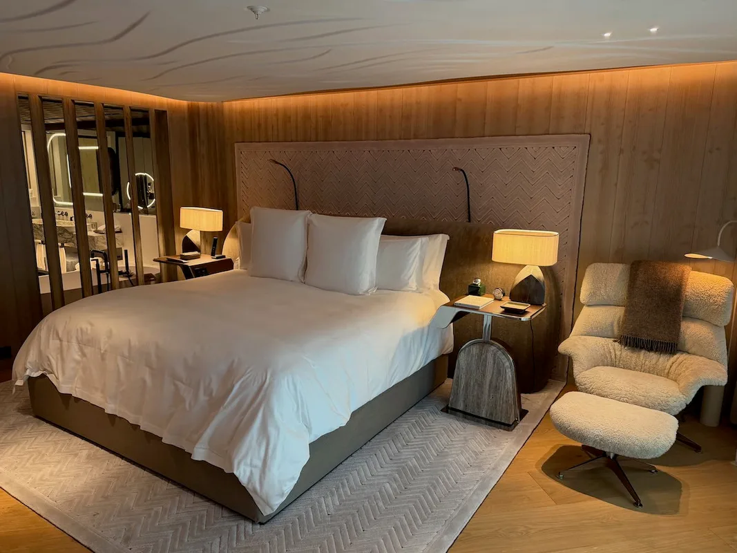 Rosewood: Tập Đoàn Khách Sạn Sang Trọng Đang Bùng Nổ