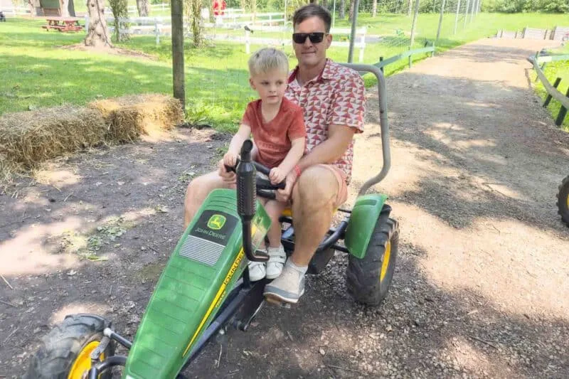 Thăm Vườn Táo Ferguson ở Galesville, Wisconsin: Một Ngày Vui Chơi Cùng Gia Đình