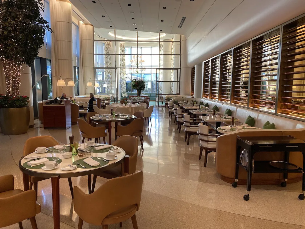 Thẻ American Express Business Platinum: Ưu Đãi Khủng, Lợi Ích Đáng Giá