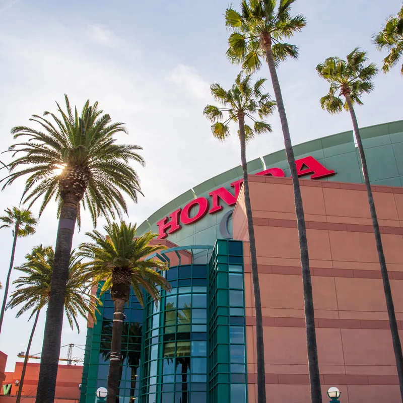 Thời Khắc Vui Vẻ Tại California: Lễ Hội Và Ẩm Thực