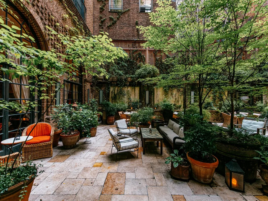 Top 10 Khách Sạn Đỉnh Nhất ở New York: Trải Nghiệm Đáng Nhớ