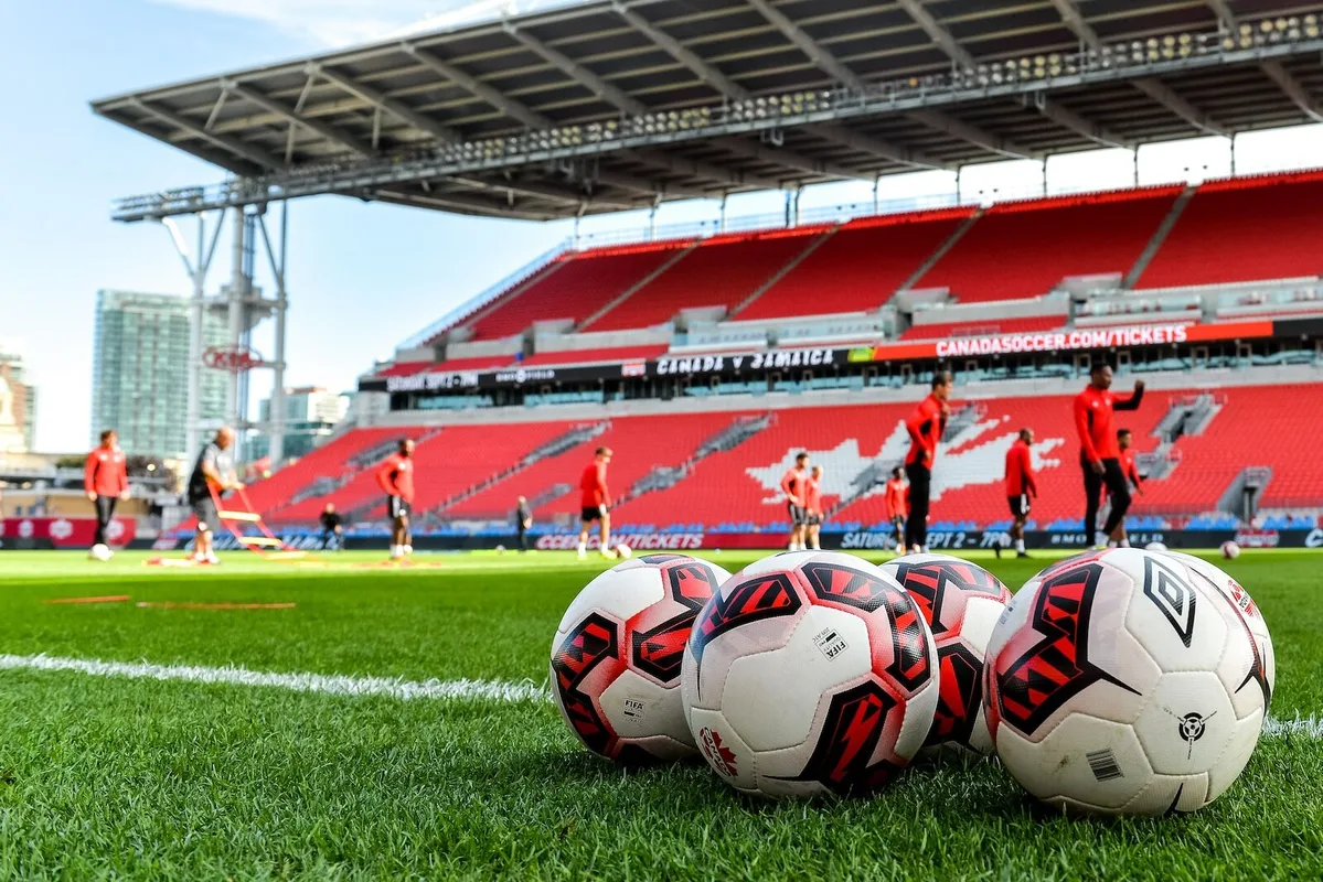 Toronto Sẵn Sàng Chào Đón World Cup 2026: Địa Điểm, Ẩm Thực và Sự Kiện