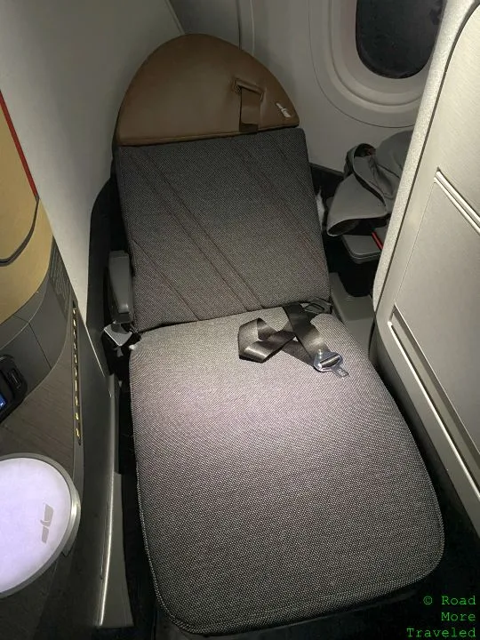 Trải Nghiệm Business Class Trên Chuyến Bay Mỹ: A321XLR Từ JFK Đến LAX