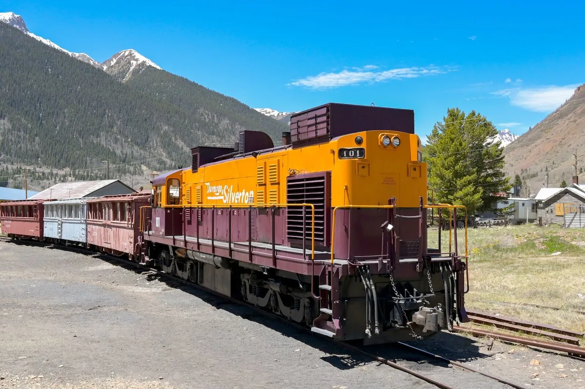 Trải Nghiệm Đi Tàu Độc Đáo Để Khám Phá Hoang Vu Colorado