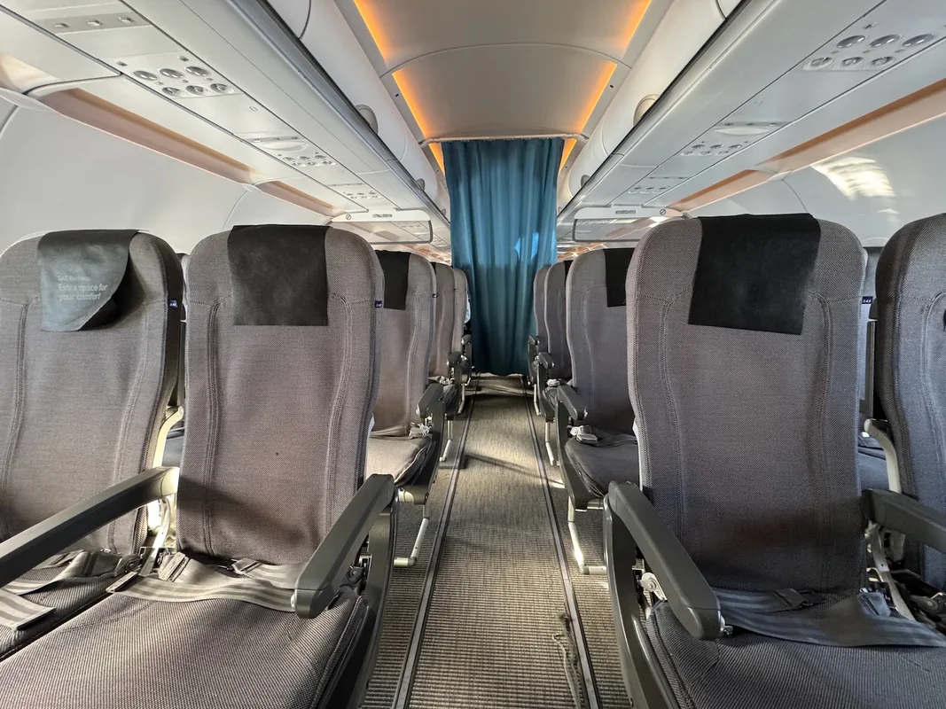 Trải Nghiệm Hạng Thương Gia Mới Của SAS Trên Chuyến Bay A320