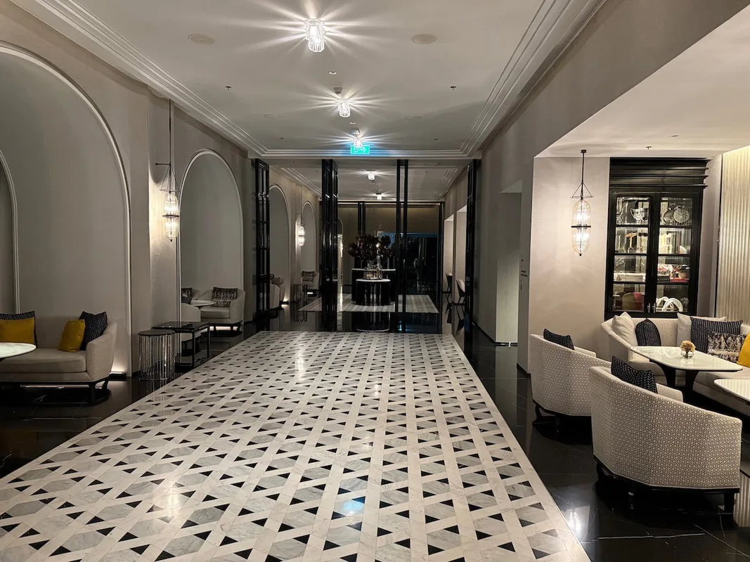 Trải Nghiệm Sang Chảnh Tại Ritz-Carlton Bangkok