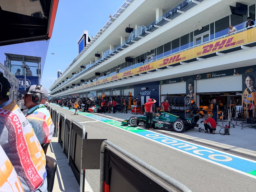 Trải Nghiệm Tuyệt Vời Tại Giải Đua F1 Miami – Khám Phá Paddock Club