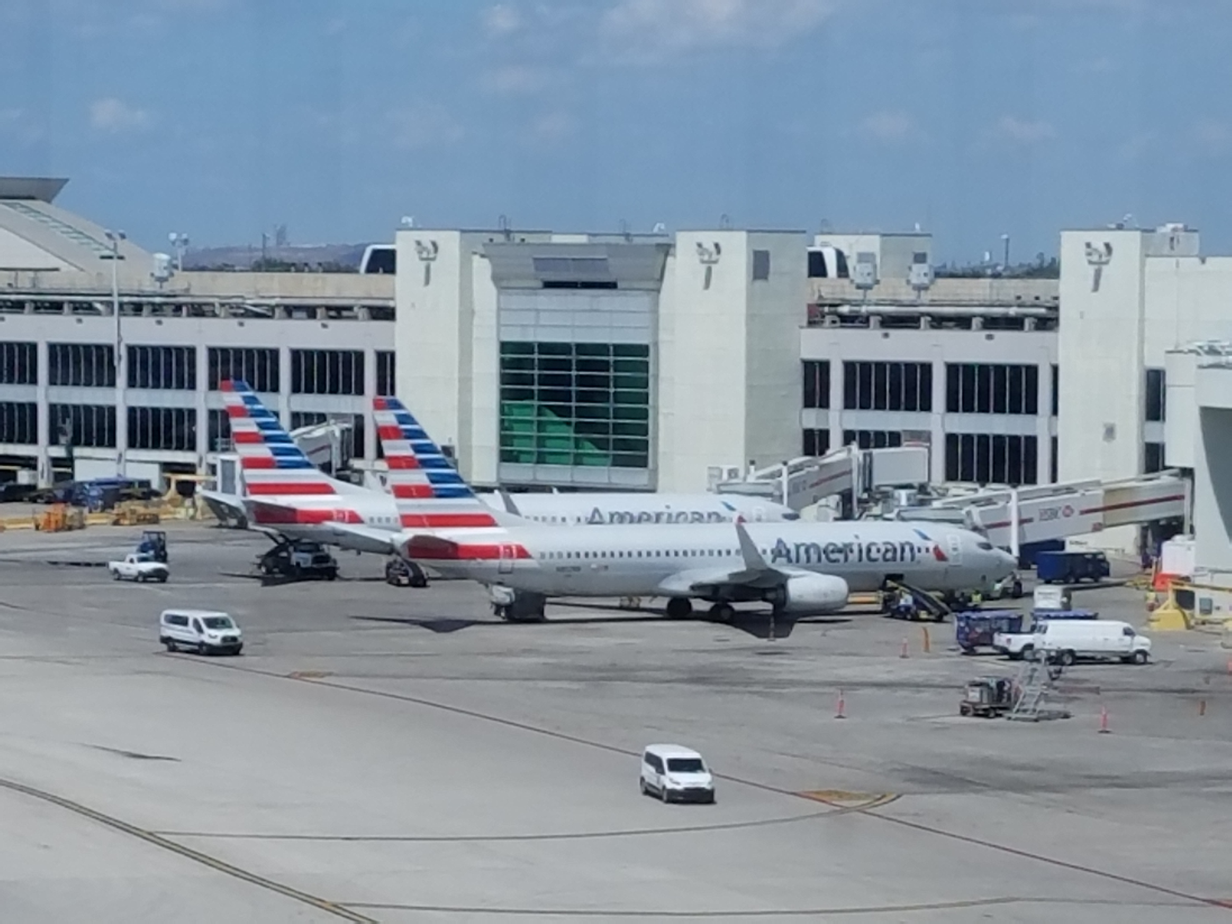 Vụ Kiện Hành Khách American Airlines: Từ Tranh Chấp Đến Bạo Lực
